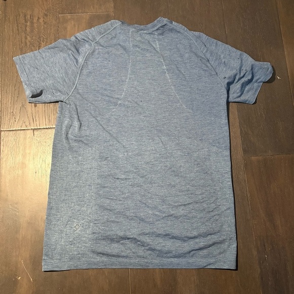 Lululemon Metal Vent Tech Surge Short Sleeve - Picture 5 of 5